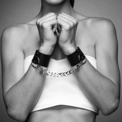 BIJOUX INDISCRETS MAZE ESPOSAS Y BRAZALETES NEGRO 2