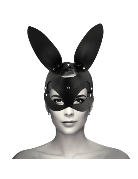COQUETTE MASCARA CUERO VEGANO CON OREJAS DE CONEJO