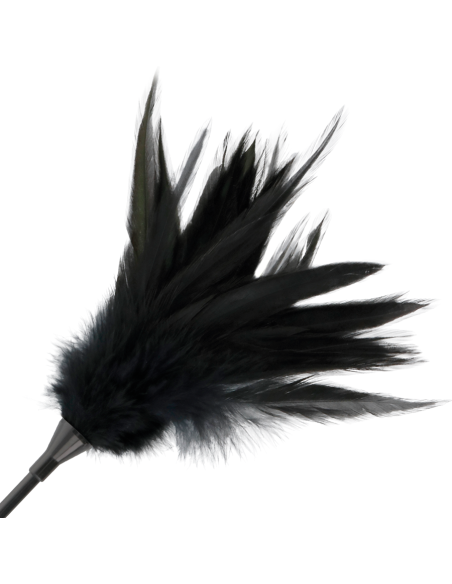 DARKNESS FUSTA CON PLUMA NEGRO