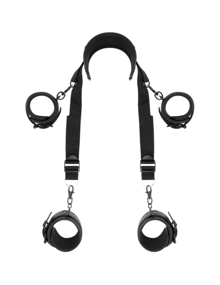 FETISH SUBMISSIVE POSICIoN MASTER CON 4 ESPOSAS