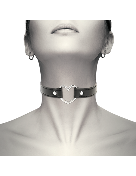 COQUETTE COLLAR CUERO VEGANO ACCESORIO WOMAN CORAZoN