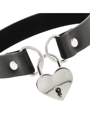 COQUETTE COLLAR CUERO VEGANO ACCESORIO CORAZoN CON LLAVE