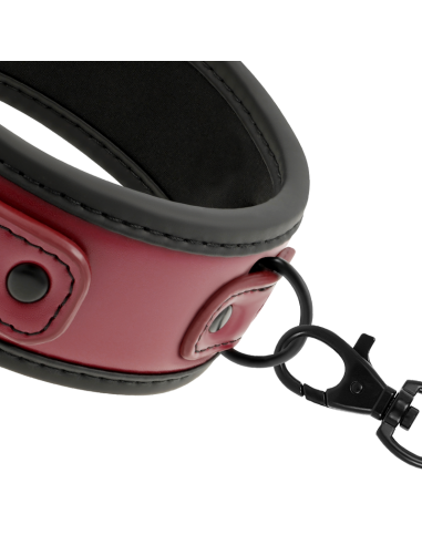 FETISH SUBMISSIVE DARK ROOM COLLAR CON CADENA