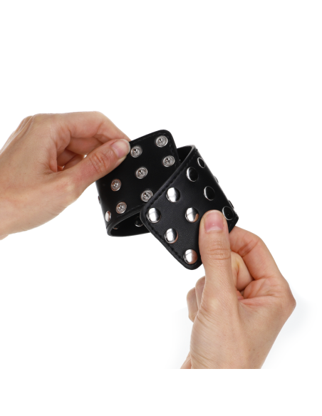 KINK MUAEQUERAS CON CIERRE A PRESIAN LLENO DE TACHUELAS AJUSTABLE NEGRO 19 24 CM X 55 CM